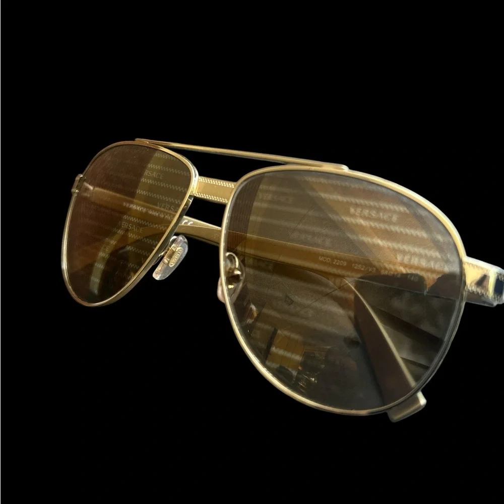 Versace Men’s Beige Metal Aviator VE2209 Sunglasses 1252/V3